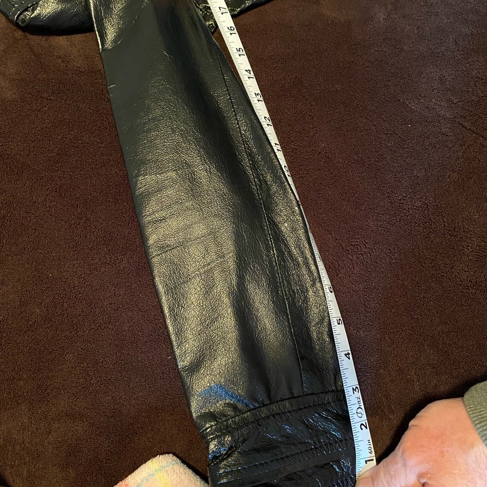 Bellano Leather Jacket - Picture 9 of 10